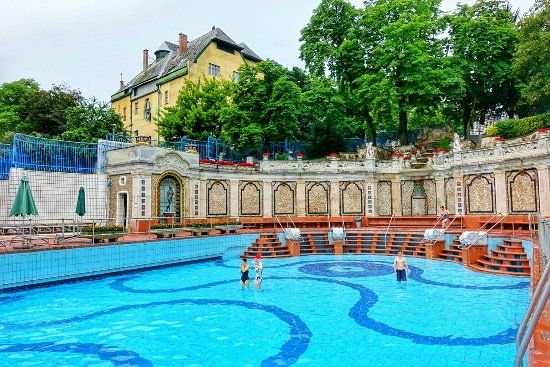 Gellerts Varme Bade og Swimmingpool